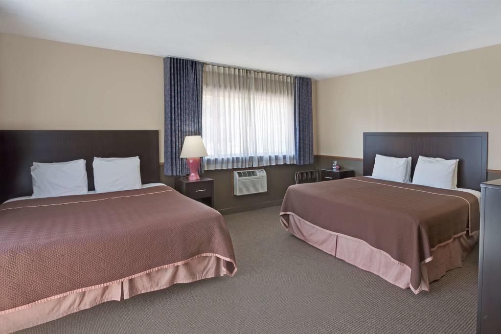 Surestay By Western Center Portland
