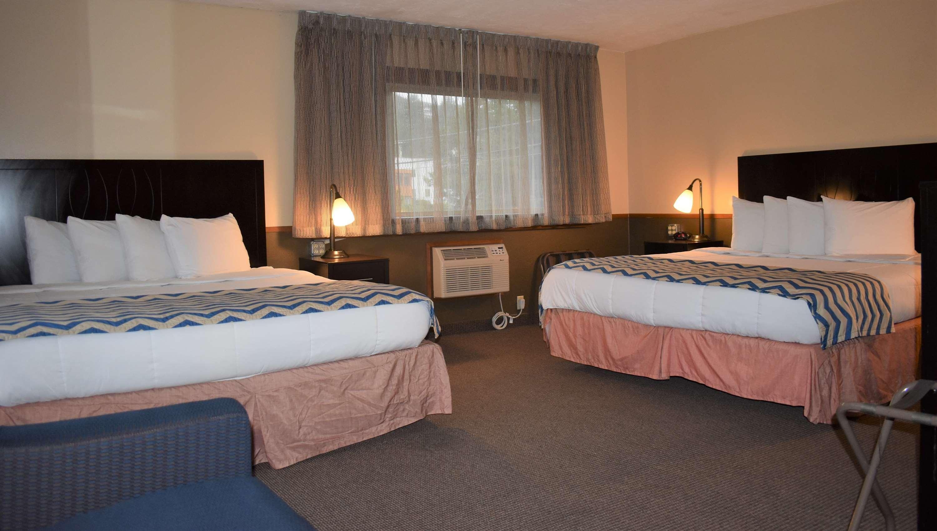 Hotel Surestay By Western Center 3*