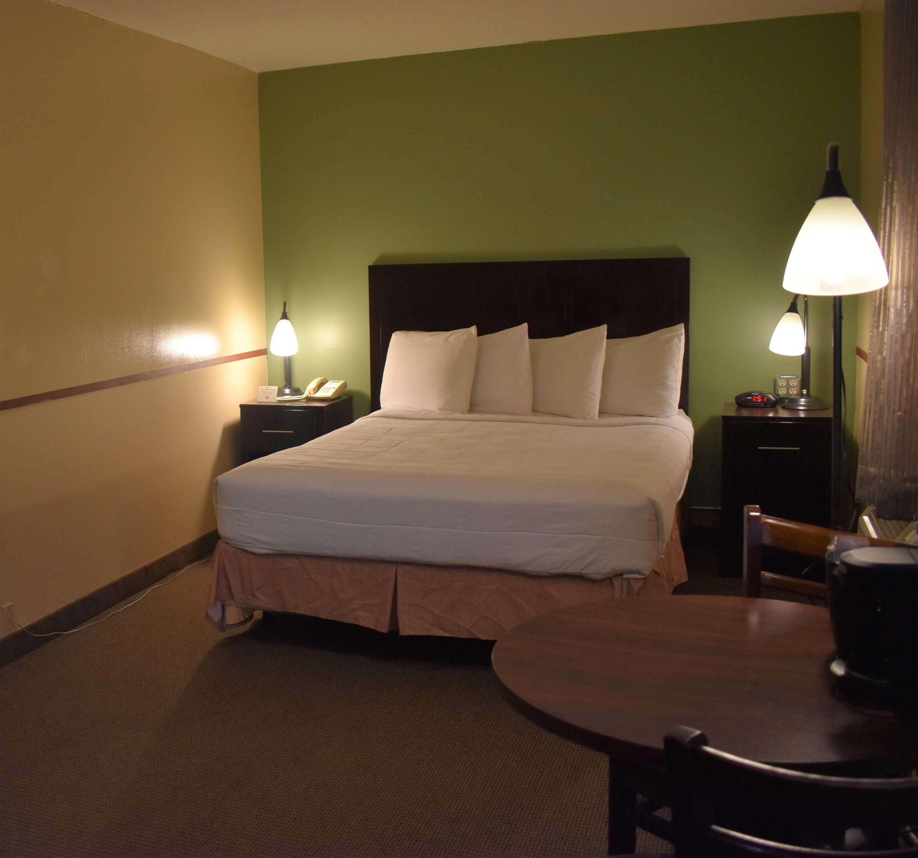 Surestay By Western Center Portland