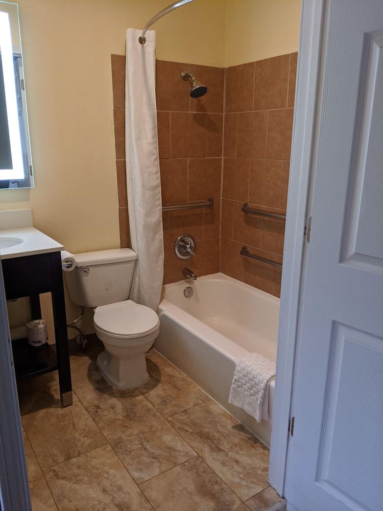 Surestay By Western Center Portland